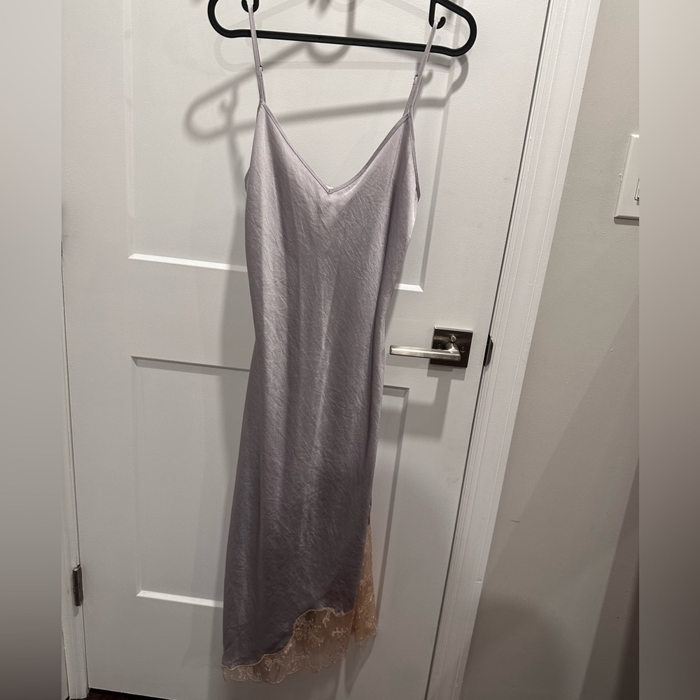 NWT Aritzia Wilfred Sonnet Dress